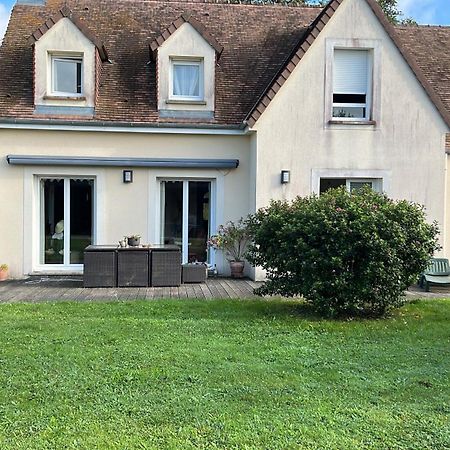 Pas Loin Des Plage Du Debarquement Creully sur Seulles Exterior foto